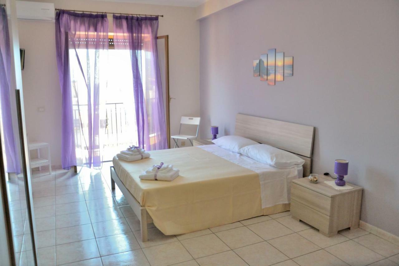 B&B Al Sole Di Sicilia Giardini Naxos Εξωτερικό φωτογραφία